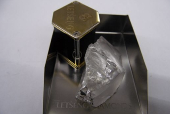 Первый добытый алмаз весом более 100 карата в 2020